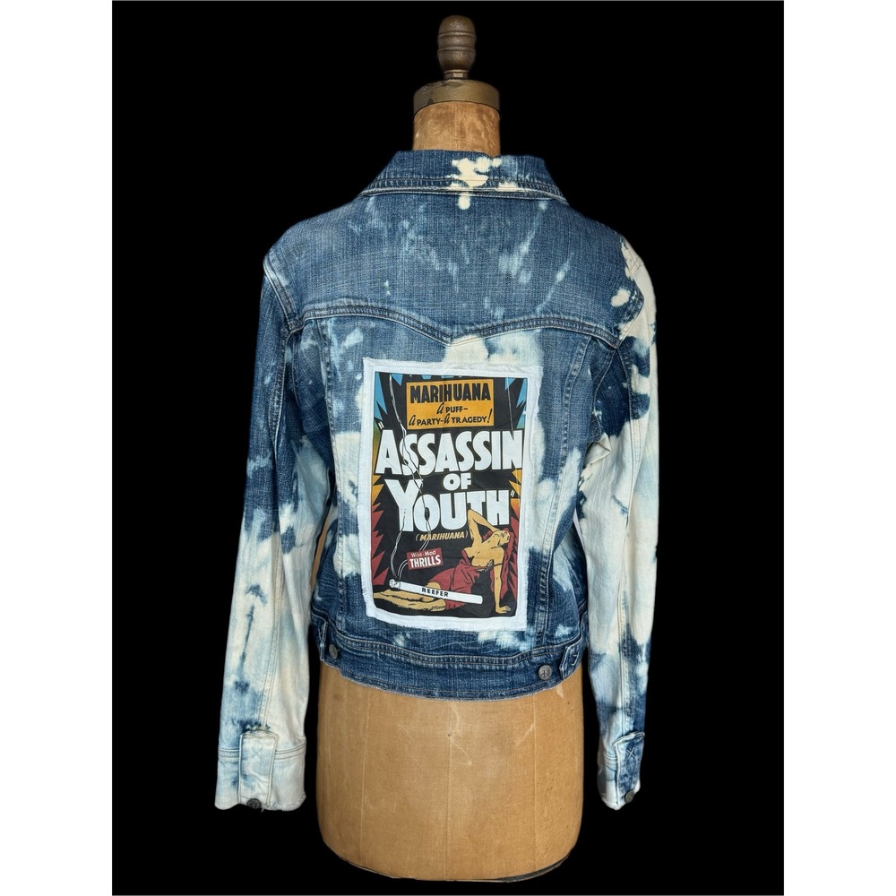 Large Distressed Denim Jacket | Vintage Anti-Weed‎ Propaganda Patch | One of One - Picture 2 of 7